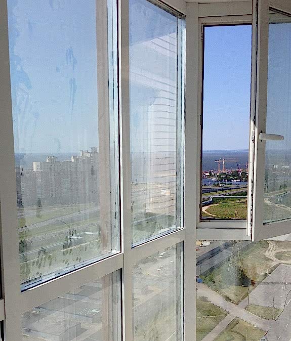 Мойка фасада альпинистами