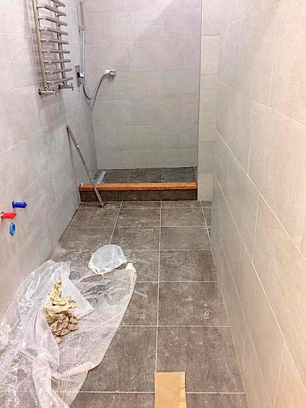 Глубокая чистка плитки